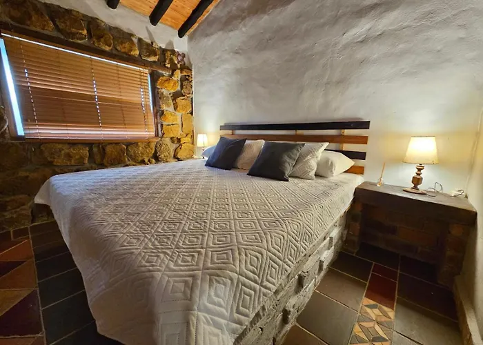 Cabañas y Hostal Bonanza mesa de los santos